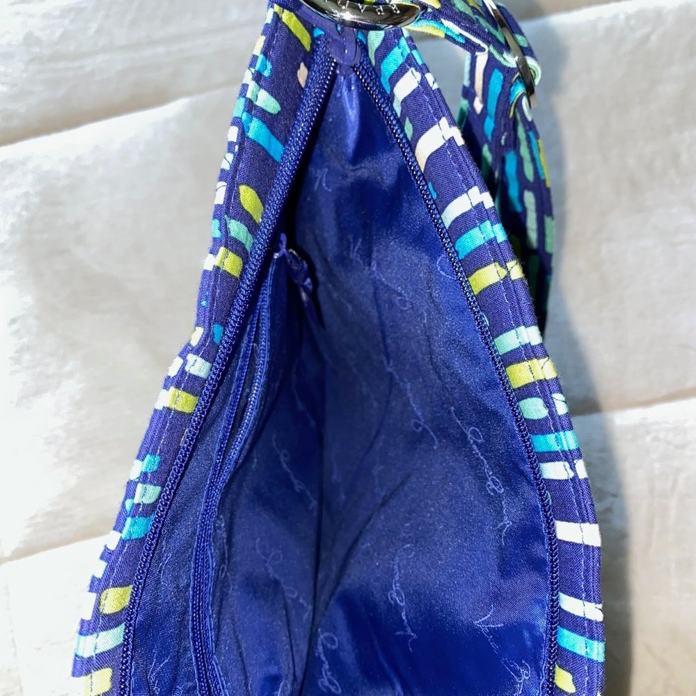 Vera Bradley Triple Zip Hipster, NWT - Picture 3 of 6